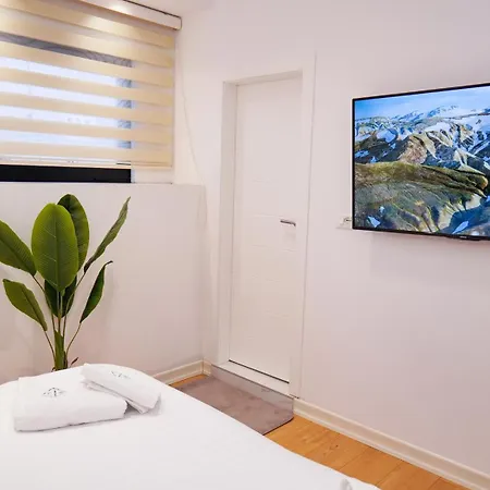 Szálloda 313 Center 4*