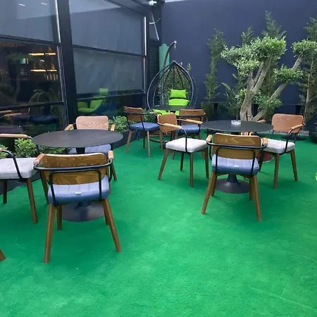 313 Center 4* Tirana