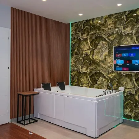 Hotel 313 Center 4*